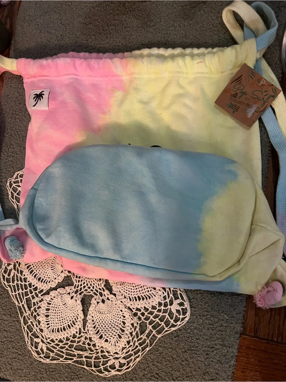 NWT Santa Cruz Extra large Tie-Dye Drawstring Backpack W 14,5” L 18.5” Swim